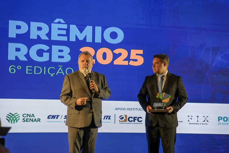 Palco da sexta edição do Prêmio Rede Governança Brasil 2025